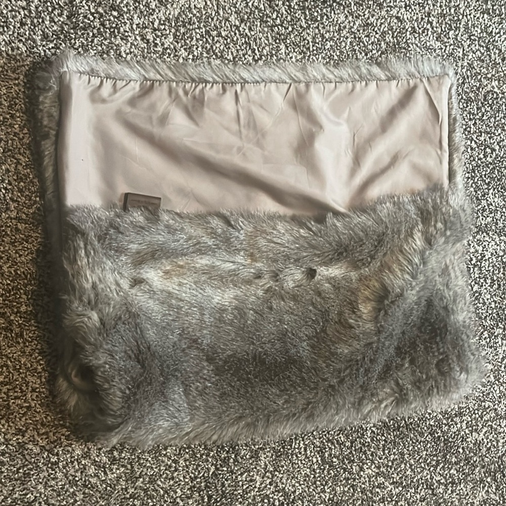 UGG Pillowcase